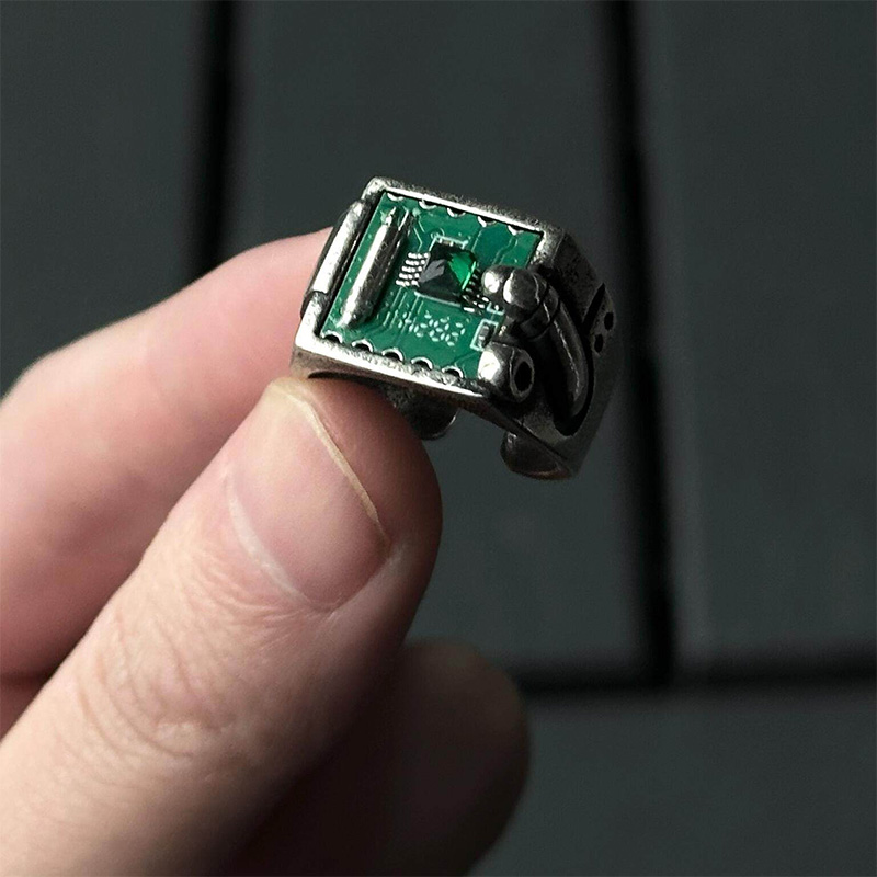 Tech Inspired PCB Pattern Ring - огляд і ціна Tech Accessories Industry