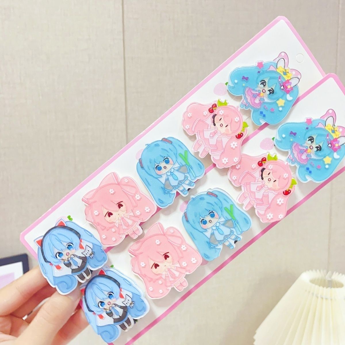 Hatsune Miku cartoon hair clip - огляд і ціна Tech Hair Accessories