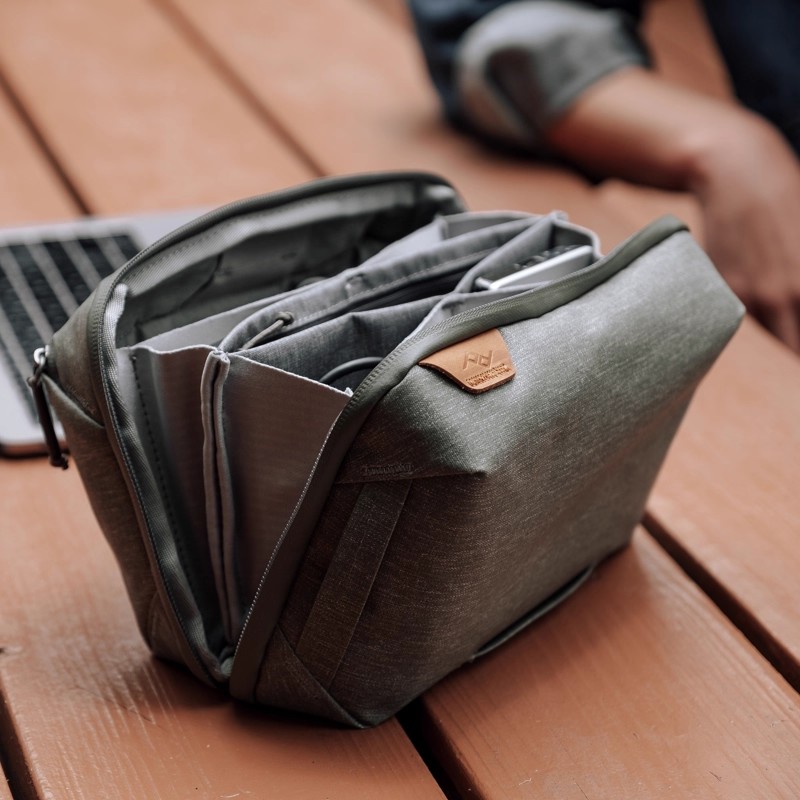 for Peak Design Tech Pouch Dig - огляд і ціна Tech Accessories Iphone